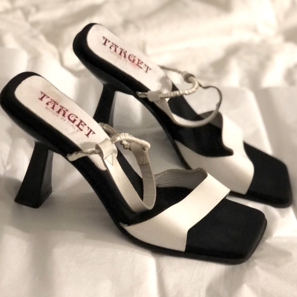 Stunning Italian Shoes - Picture 1 of 9